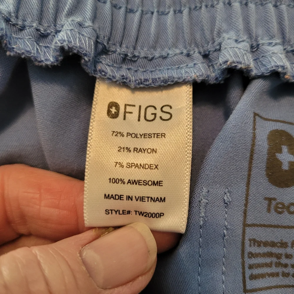 FIGS Technical Collection Ciel bue skinny scrub pants - XSP. Y16